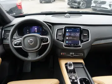 XC90 Plus Bright T8 AWD
