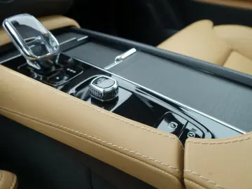 XC90 Plus Bright T8 AWD