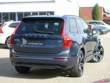 XC90 T8 Ultra Dark