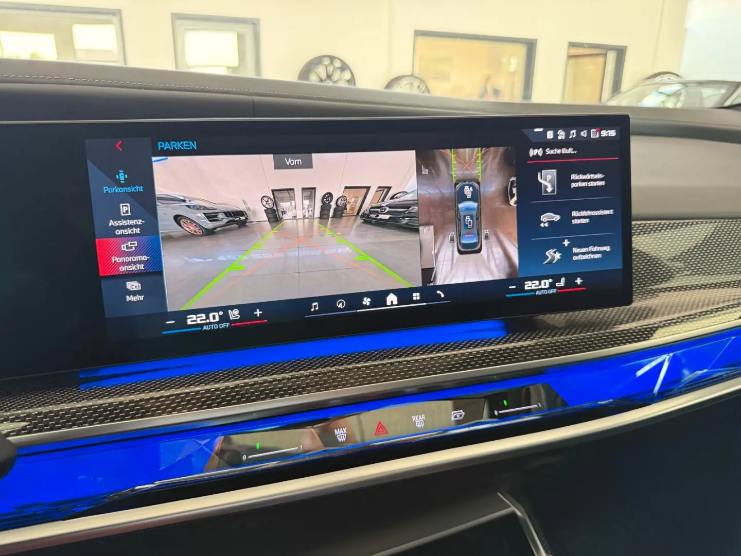 M760e xDrive Two Tone Individual 3xTV SkyLounge