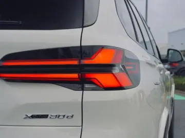X5 xDrive30d M Sportpaket Gestiksteuerung DAB