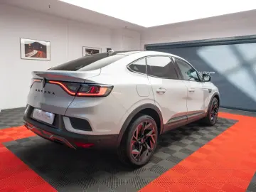 Renault Arkana Esprit Alpine 160 CP MHEV