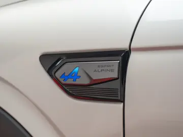 Renault Arkana Esprit Alpine 160 CP MHEV