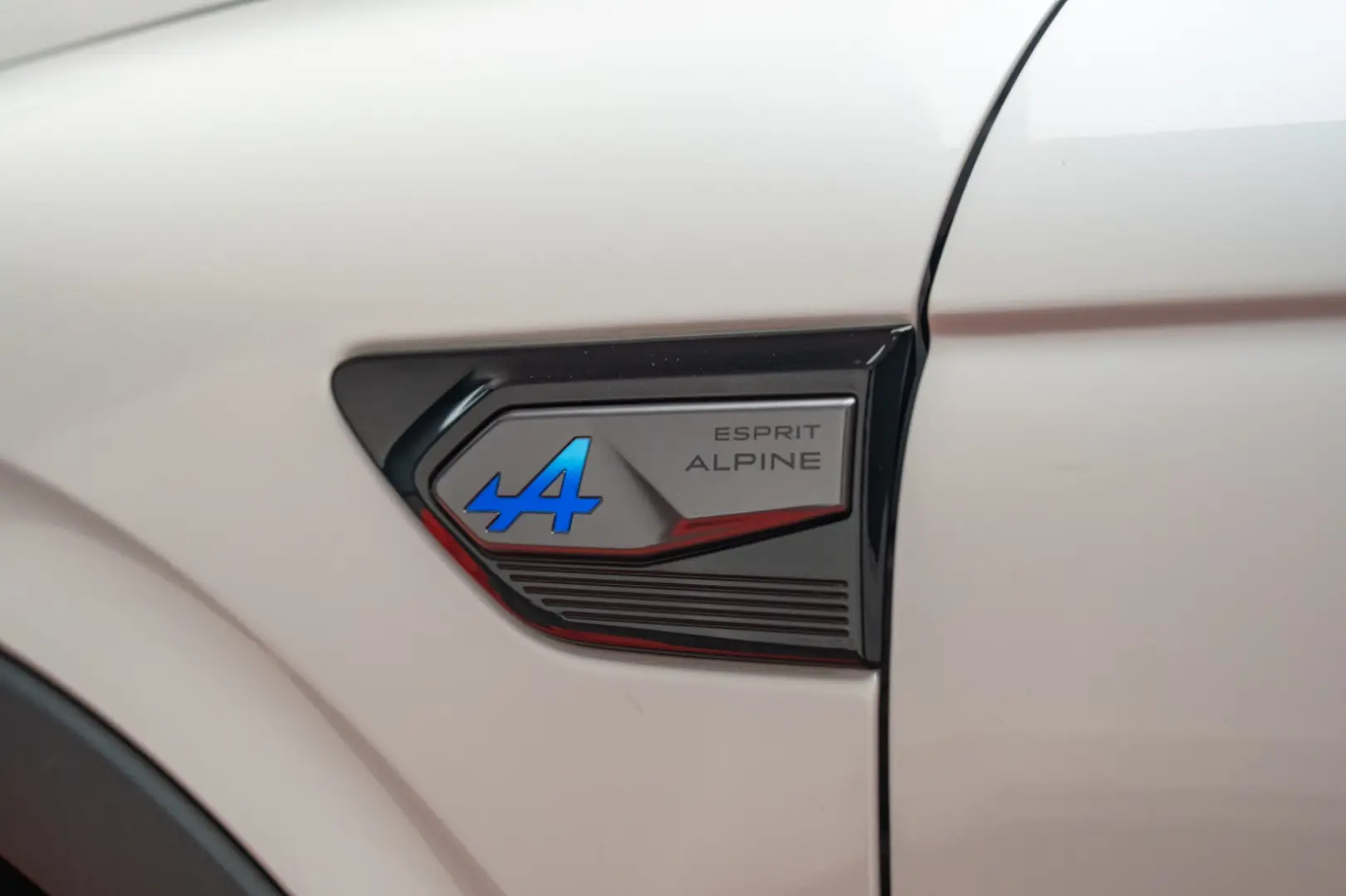 Renault Arkana Esprit Alpine 160 CP MHEV