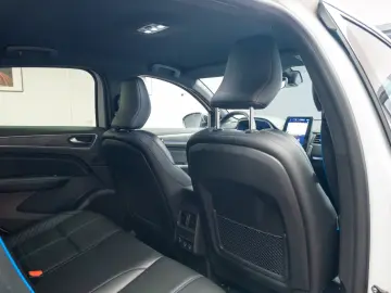 Renault Arkana Esprit Alpine 160 CP MHEV