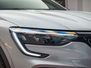 Renault Arkana Esprit Alpine 160 CP MHEV