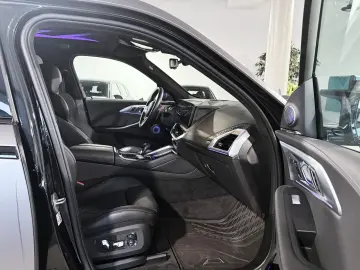 XM  M Drivers  AHK Soft-Close Bowers&Wilkins ACC