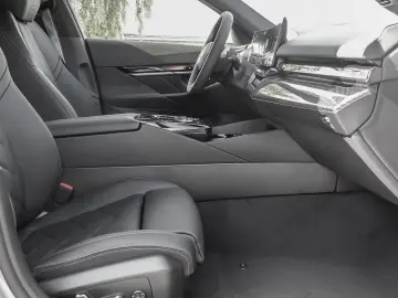 BMW 520 d xDrive M Sport HUD PANO ACC