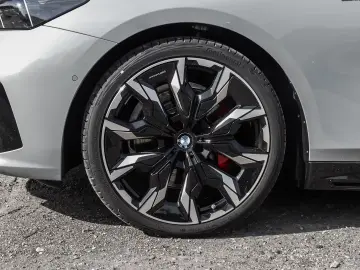 BMW 520 d xDrive M Sport HUD PANO ACC