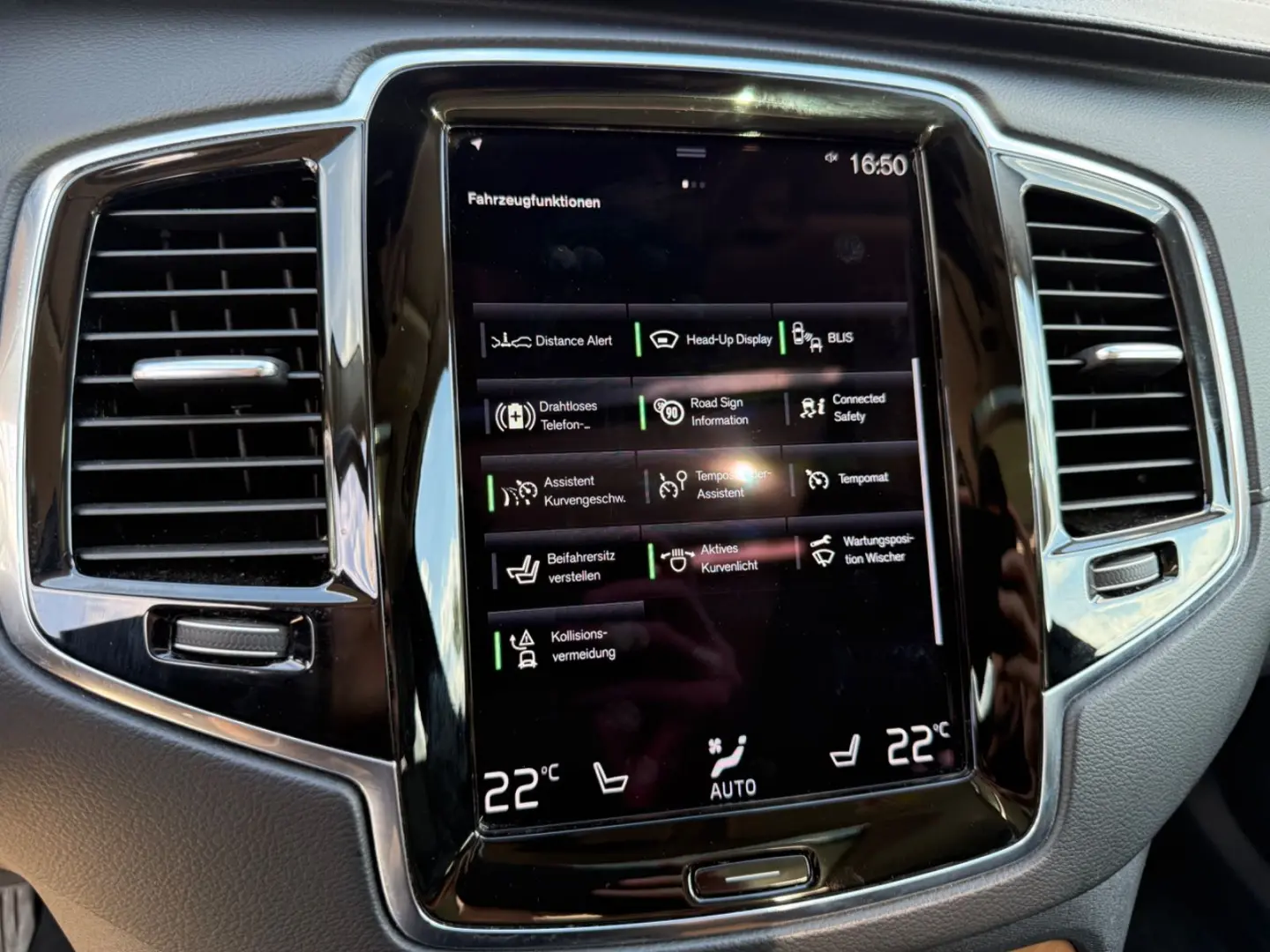 XC90 T8 Inscription 7 Sitze AWD PANO H&K HUD ACC