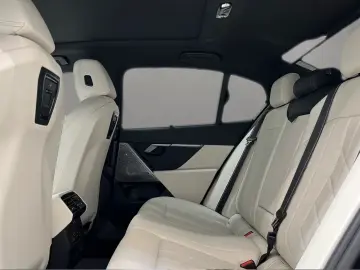 BMW 550 e xDrive M Sport Drive.Assist