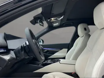 BMW 550 e xDrive M Sport Drive.Assist