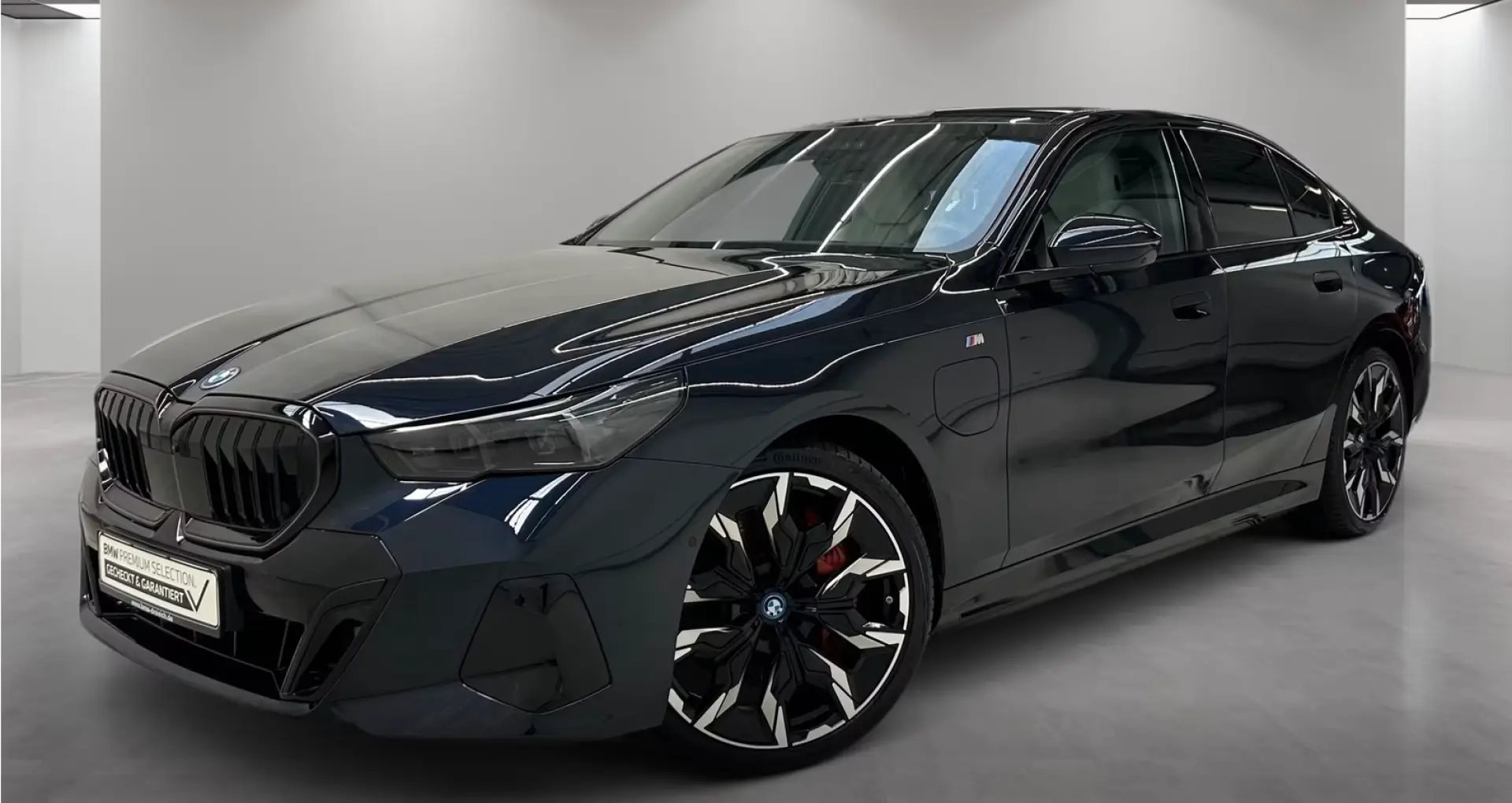 BMW 550 e xDrive M Sport Drive.Assist