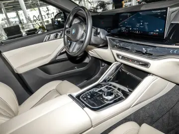 X6 xDr30d MSpPro Massage IconicGlow SkyLounge CraftedC