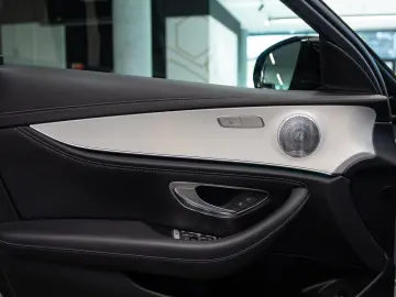 Mercedes-Benz Clasa E 450 4Matic