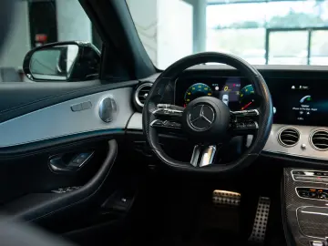 Mercedes-Benz Clasa E 450 4Matic