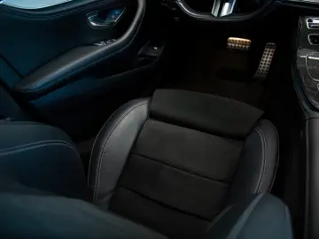 Mercedes-Benz Clasa E 450 4Matic