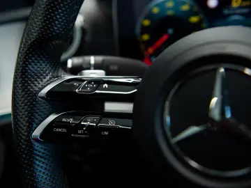 Mercedes-Benz Clasa E 450 4Matic