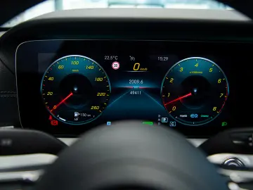 Mercedes-Benz Clasa E 450 4Matic