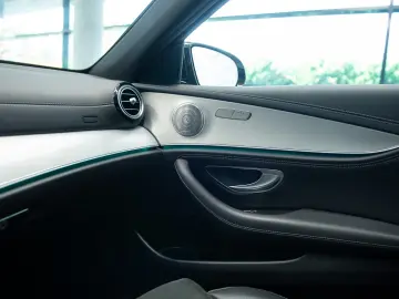 Mercedes-Benz Clasa E 450 4Matic