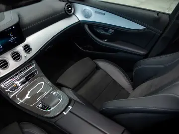 Mercedes-Benz Clasa E 450 4Matic