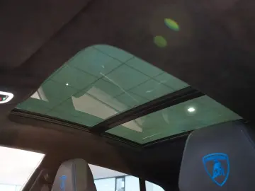 Urus S   ANIMA   Pano   B&O Advanced   23