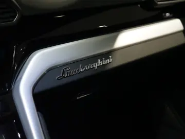 Urus S   ANIMA   Pano   B&O Advanced   23