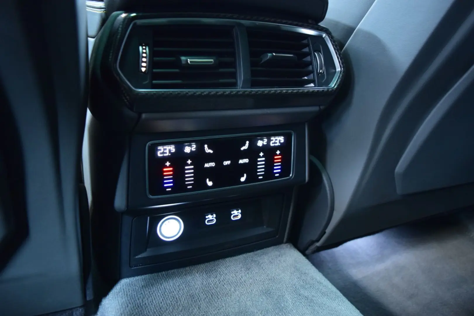 Lamborghini URUS S   FULL PPF   Carbon