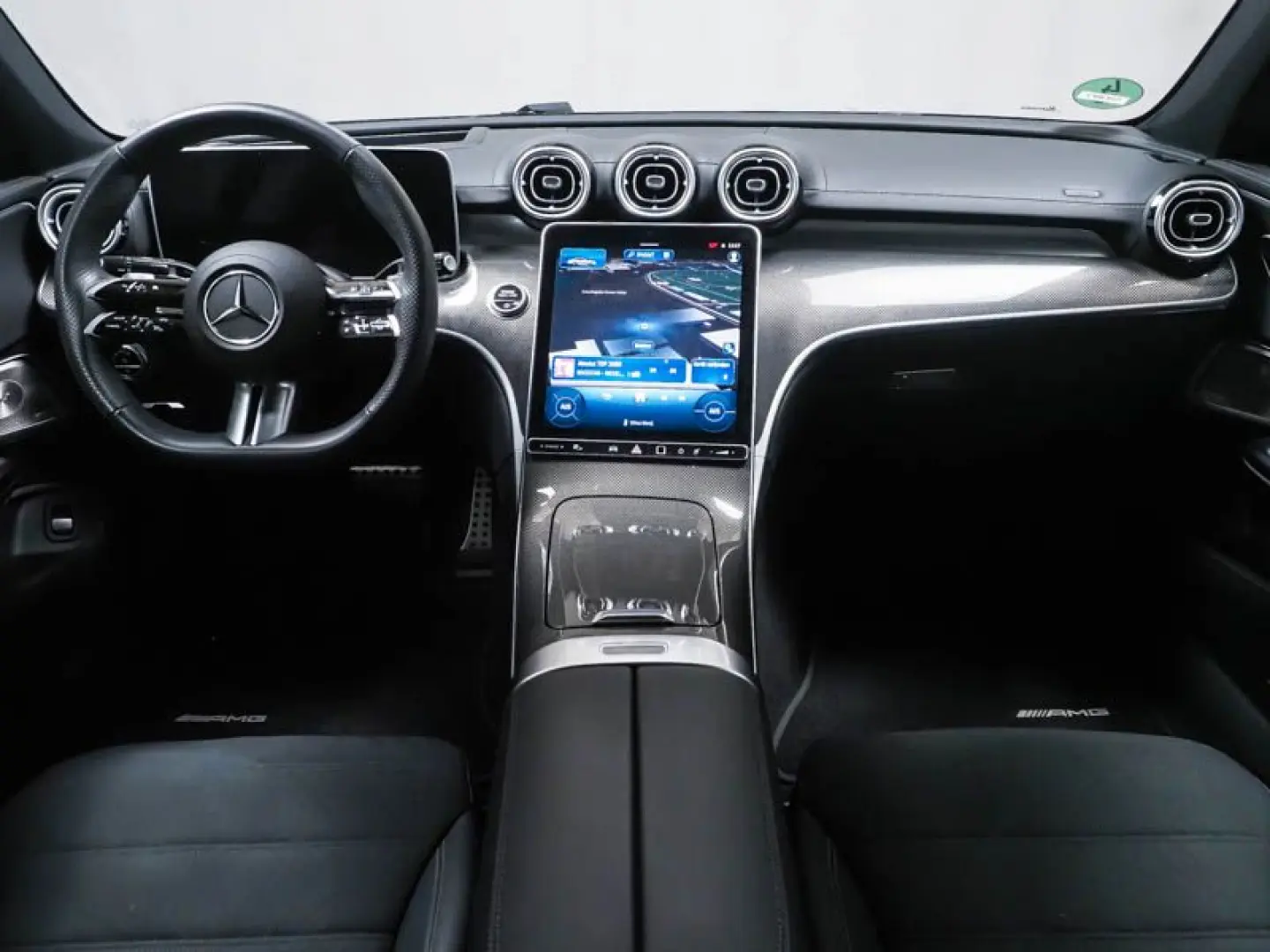 CLE 200 AMG PREMIUM PLUS PANO NIGHT DISTR HEADUP