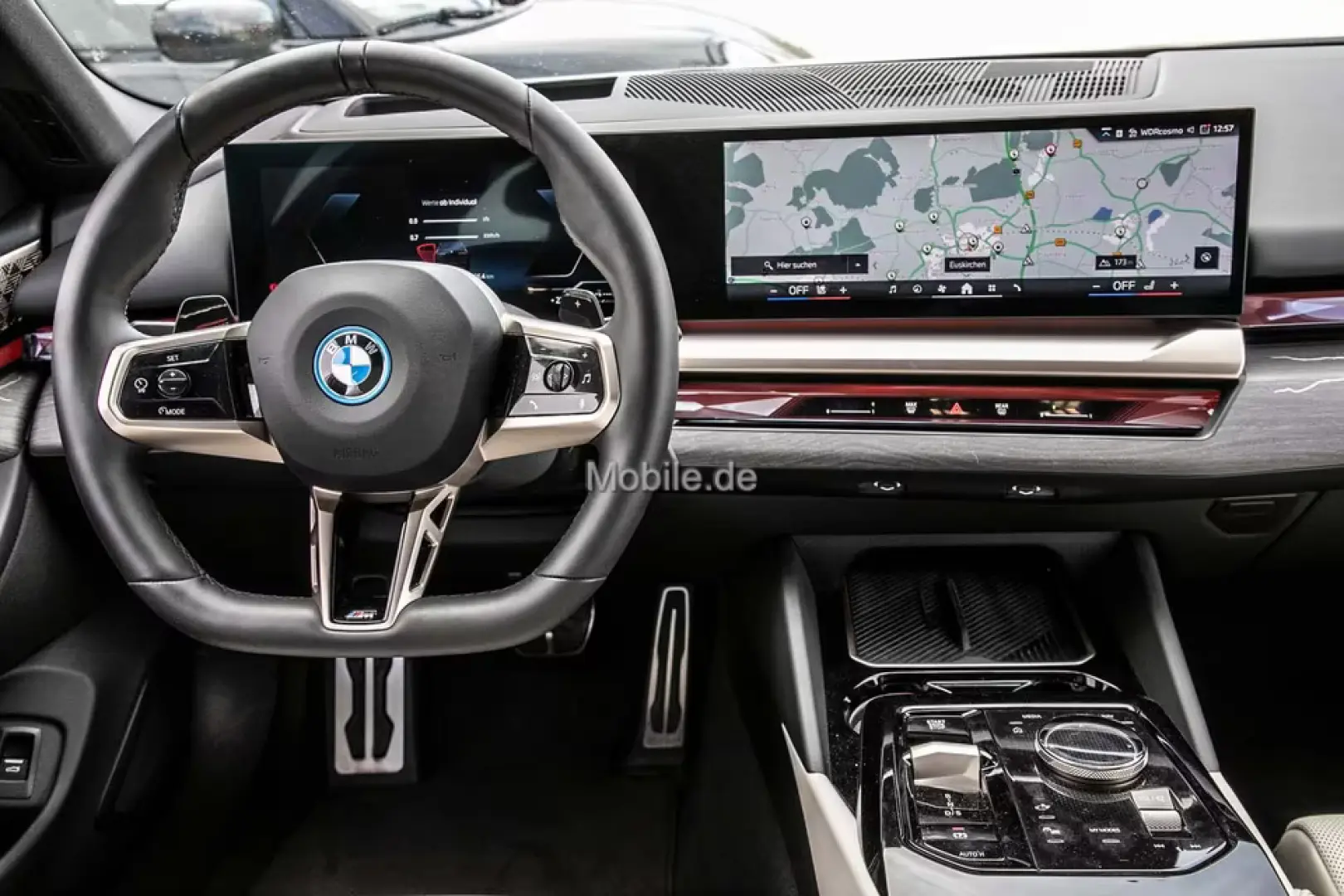 BMW 550 Pachetul sport xDrive M Pano