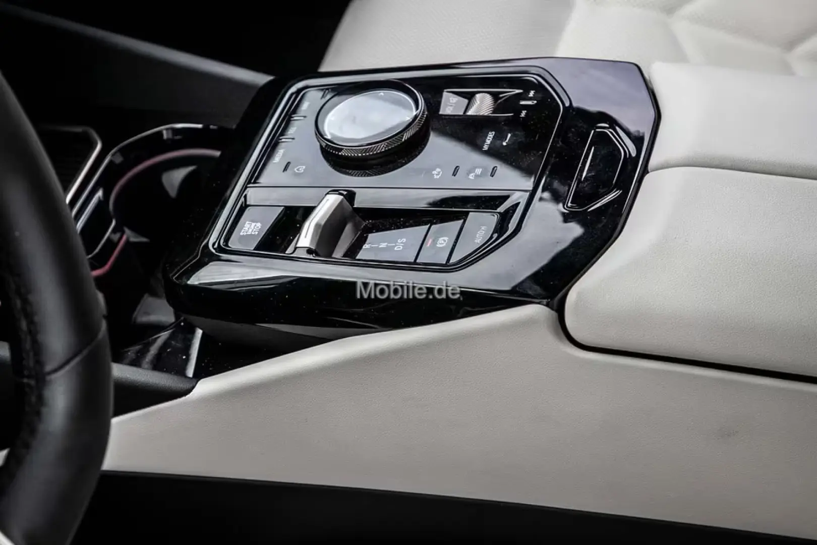 BMW 550 Pachetul sport xDrive M Pano