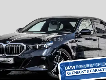 BMW 550 Pachetul sport xDrive M Pano