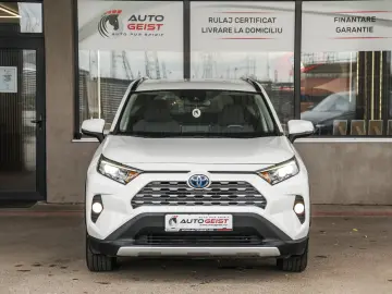 TOYOTA RAV 4 E-CVT