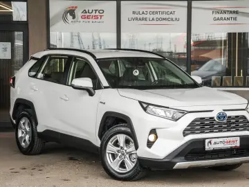 TOYOTA RAV 4 E-CVT