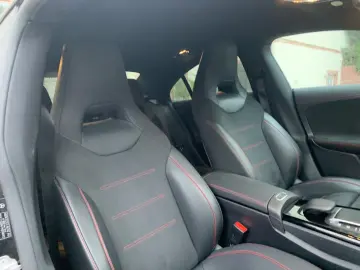 CLA 250e AMG Line Kamera Multibeam Night Ambient