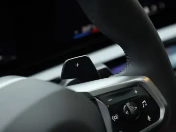 BMW 550 e xDrive M Sport Pro Pano AHK