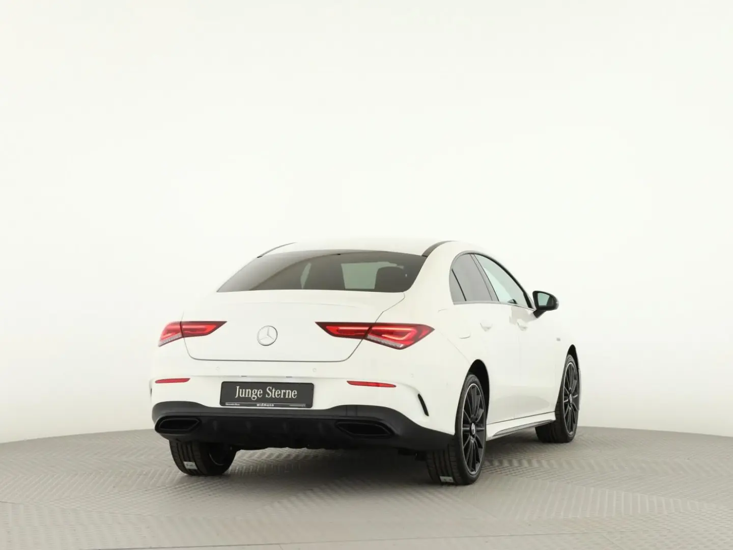 CLA 250 e AMG Multibeam Burmester PTS Navi SpurH