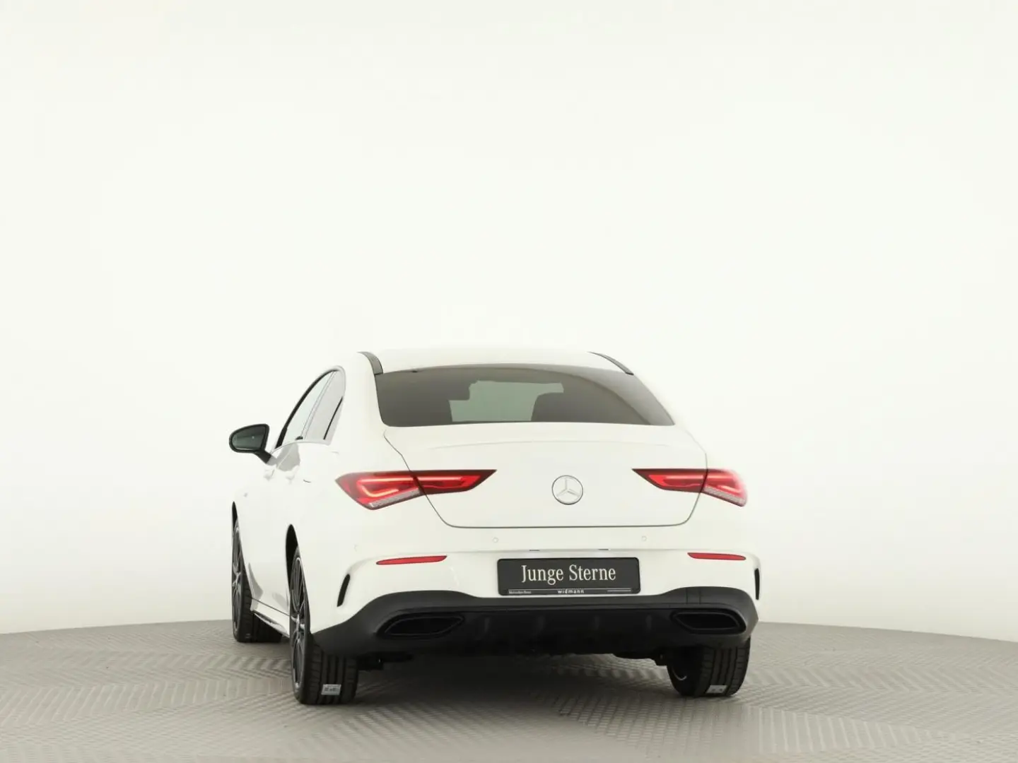 CLA 250 e AMG Multibeam Burmester PTS Navi SpurH
