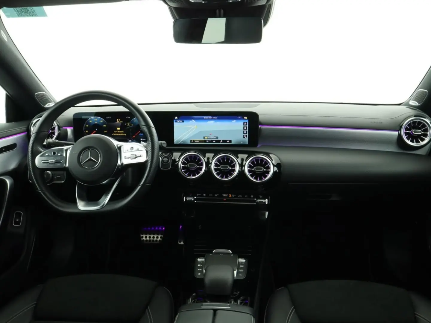 CLA 250 e AMG Multibeam Burmester PTS Navi SpurH
