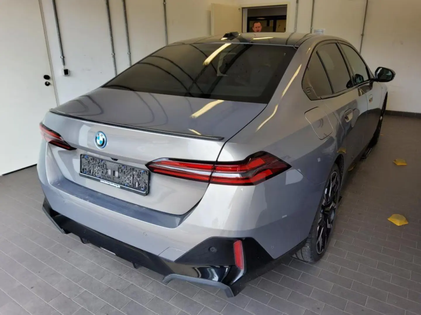 BMW 550 e LIMUZINĂ xDRIVE M SPORT ICON