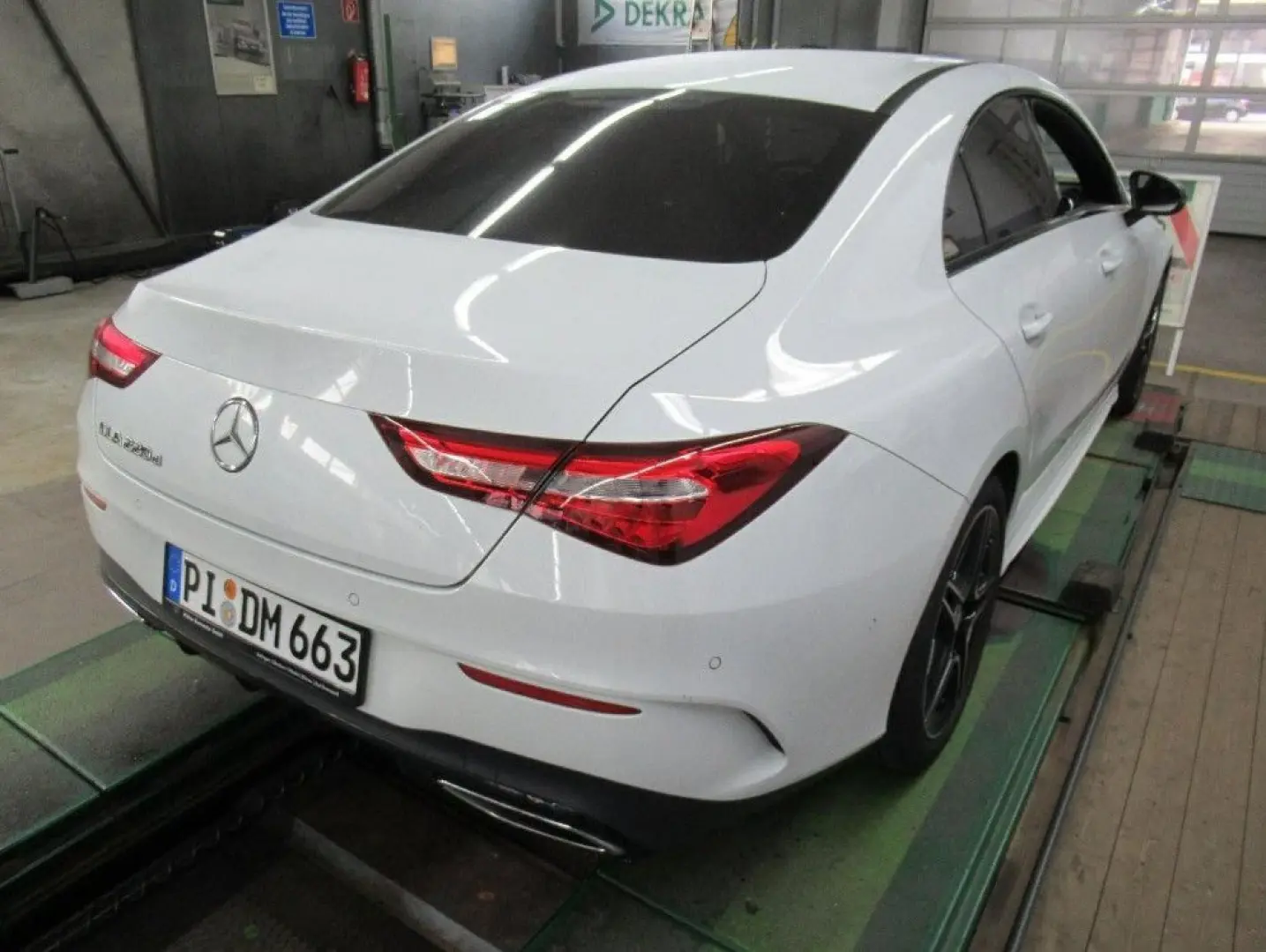 CLA 220d 8G AMG NAVI LEDER DAB SHZ AHK