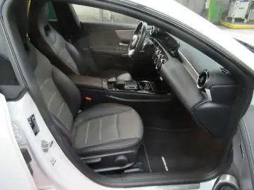 CLA 220d 8G AMG NAVI LEDER DAB SHZ AHK
