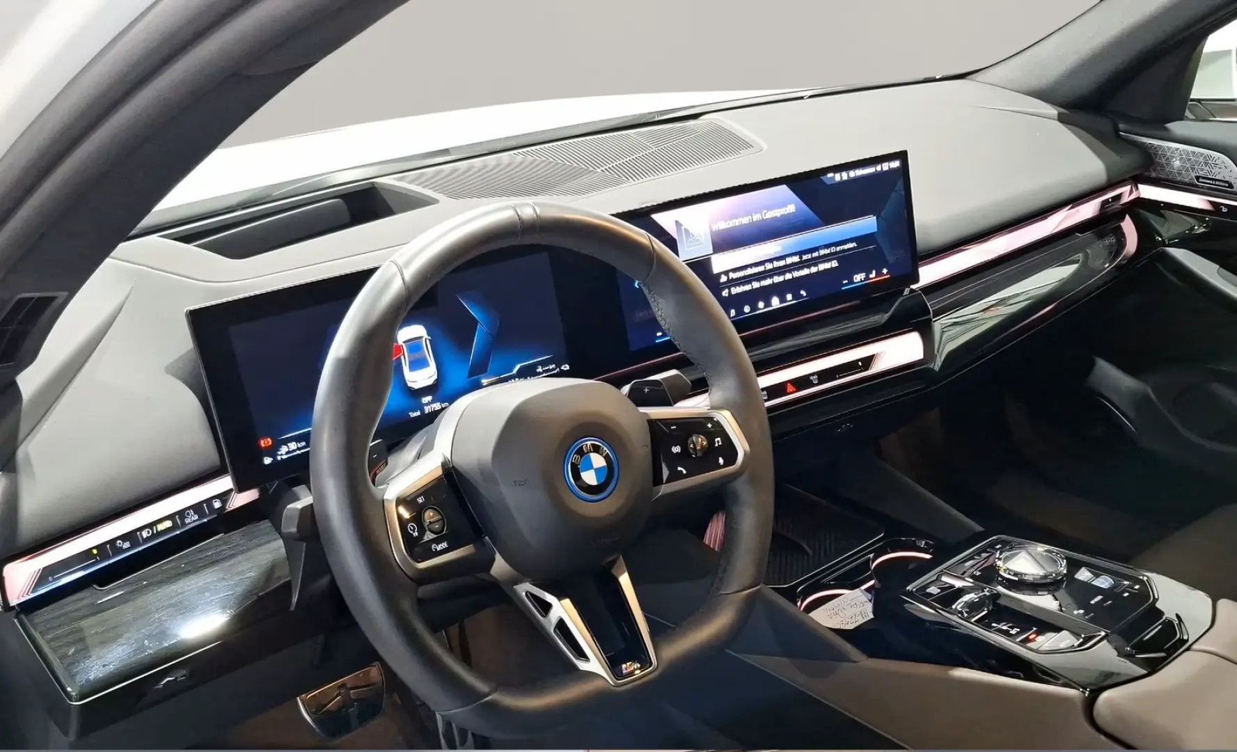 550e xDrive Limousine M Sport AHK Kamera LED