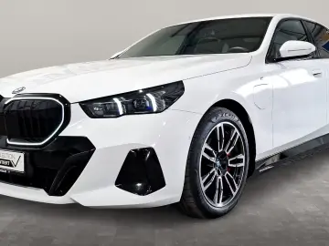 550e xDrive Limousine M Sport AHK Kamera LED