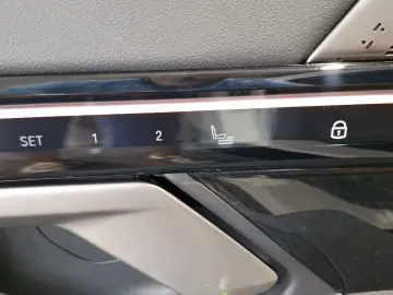 550e xDrive Limousine M Sport AHK Kamera LED