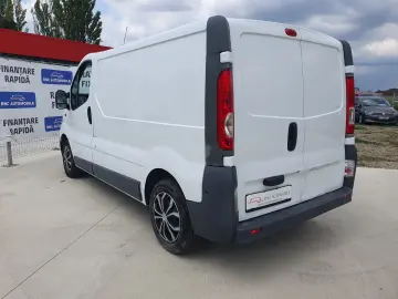 OPEL VIVARO 2.O Diesel L1H1 2.7 t