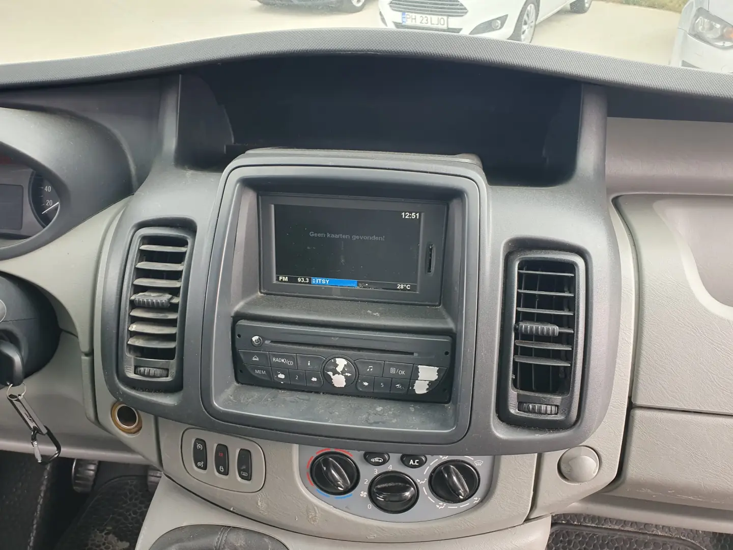 OPEL VIVARO 2.O Diesel L1H1 2.7 t