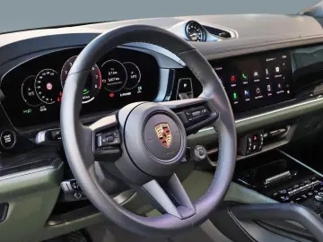 Porsche Cayenne E-Hybrid pneu pano masaj ventilatie Matrix