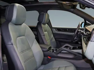 Porsche Cayenne E-Hybrid pneu pano masaj ventilatie Matrix