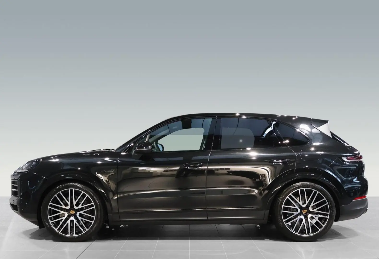 Porsche Cayenne E-Hybrid pneu pano masaj ventilatie Matrix